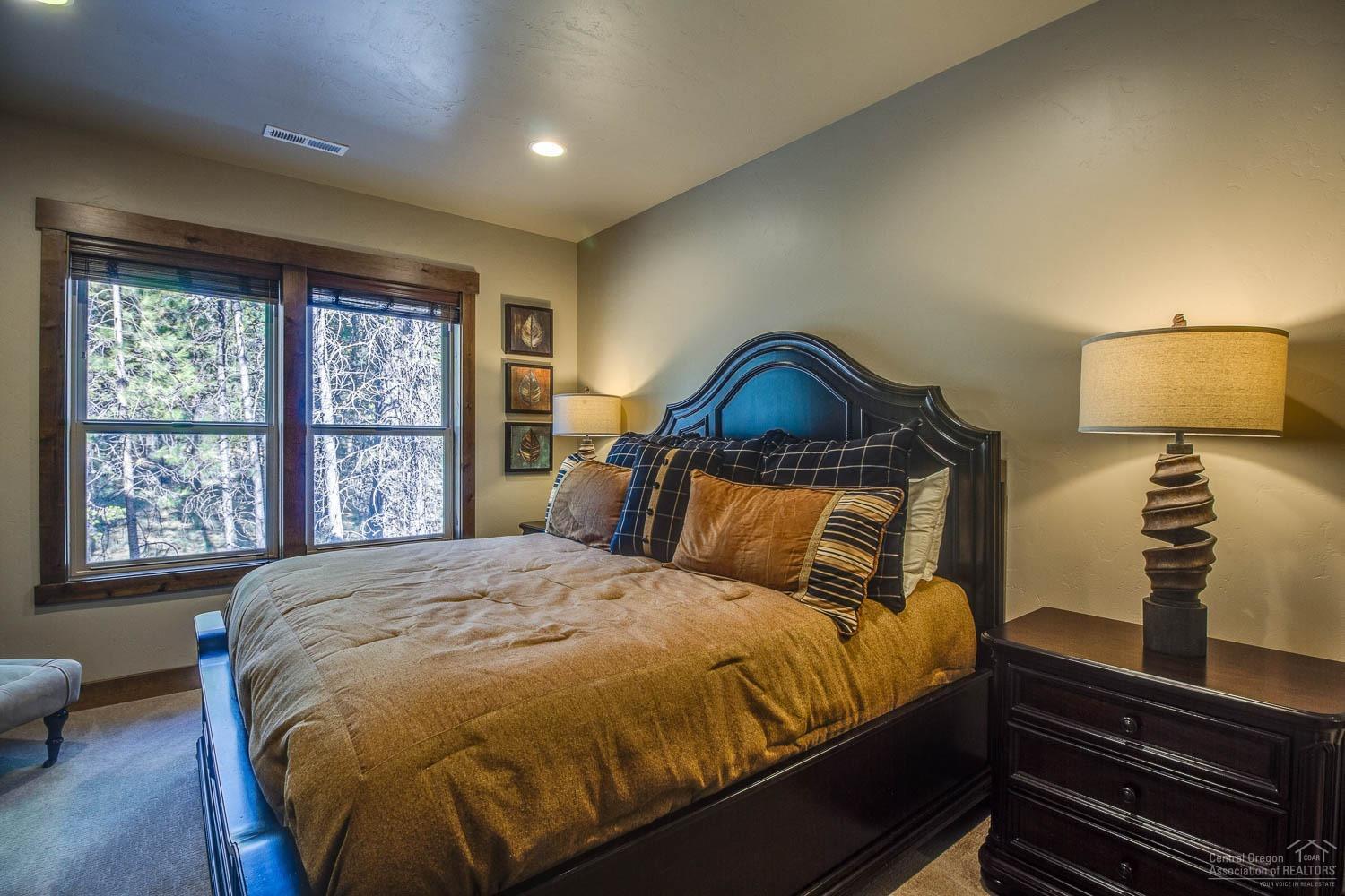 56623 Sunstone Loop Bend, OR 97707 - Photo 22 of 25 Additional Photo