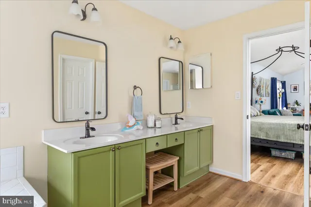 $699,900 | 115 Savannah Drive, Strasburg, VA 22657