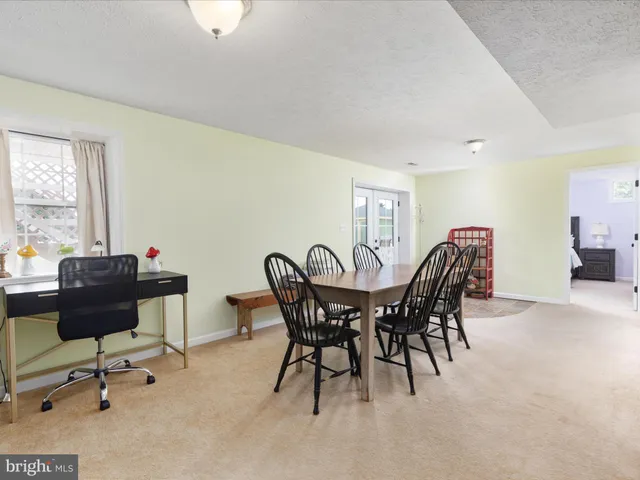 $699,900 | 115 Savannah Drive, Strasburg, VA 22657