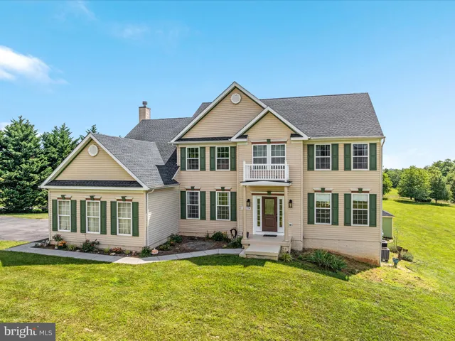 $699,900 | 115 Savannah Drive, Strasburg, VA 22657