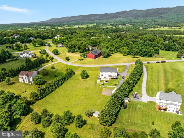 $699,900 | 115 Savannah Drive, Strasburg, VA 22657