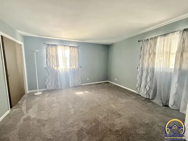 $229,000 | 209 Cherokee Avenue, Hiawatha, KS 66434