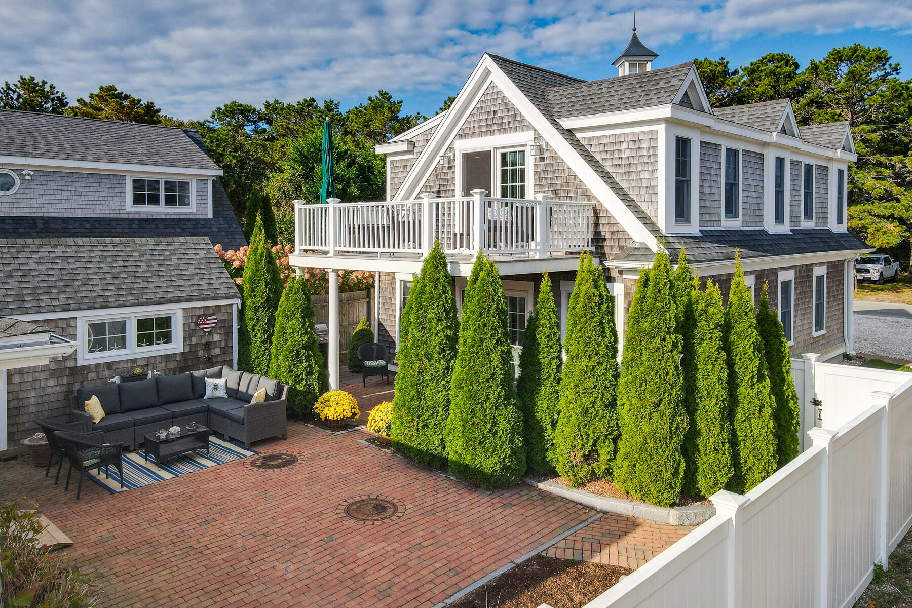 370 Monomoscoy Road Mashpee, MA 02649 - Photo 13 of 54 Photo_6554467