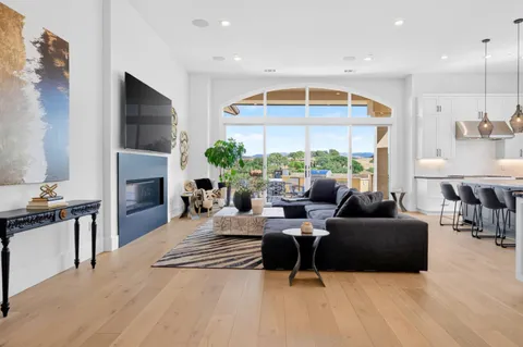 $6,799,000 | 5 Winding Oaks Drive, Pleasanton, CA 94566