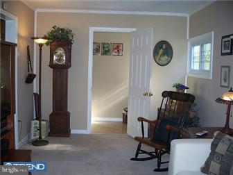 1 Hardy Road Levittown, PA 19056 - Photo 8 of 12 Family Room