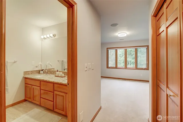 $3,949,000 | 13799 Northeast 32nd Place, Bellevue, WA 98005