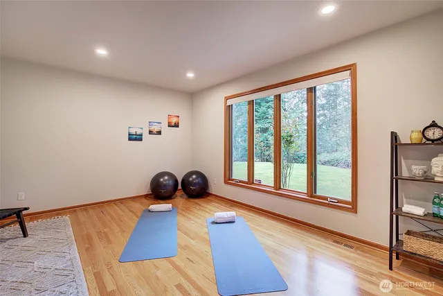 $3,949,000 | 13799 Northeast 32nd Place, Bellevue, WA 98005