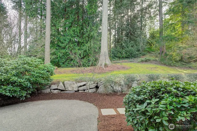 $3,949,000 | 13799 Northeast 32nd Place, Bellevue, WA 98005