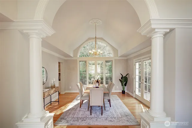 $3,949,000 | 13799 Northeast 32nd Place, Bellevue, WA 98005