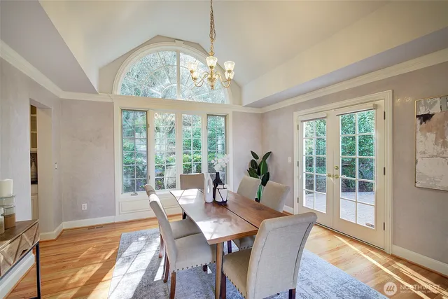 $3,949,000 | 13799 Northeast 32nd Place, Bellevue, WA 98005