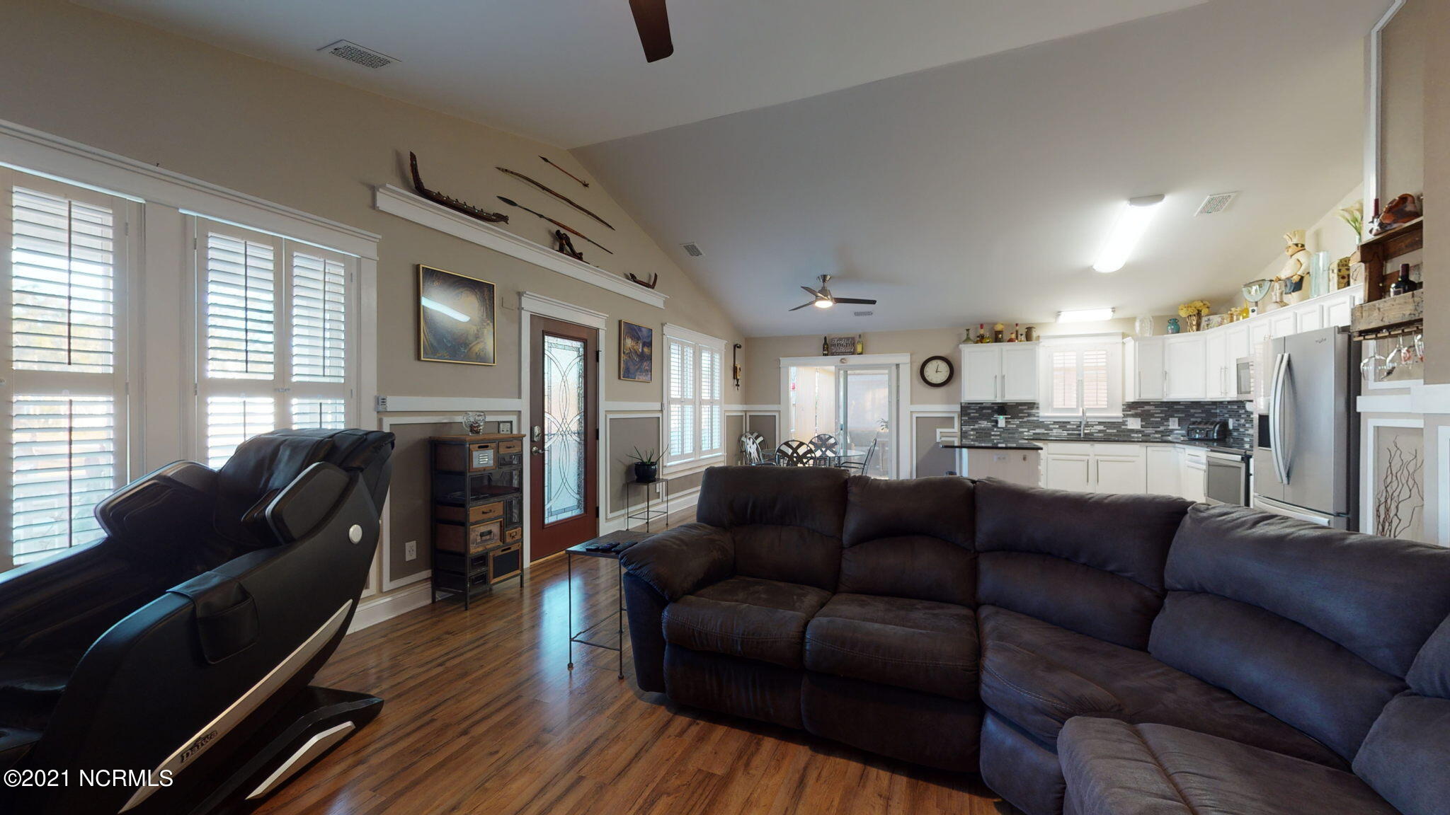 1030 Pierce Road Southport, NC 28461 - Photo 5 of 40 living room