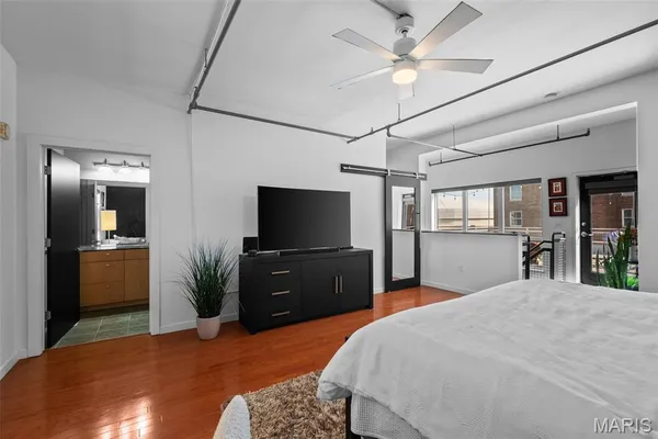 $469,900 | 901 Washington Avenue, Unit 704, St. Louis, MO 63101