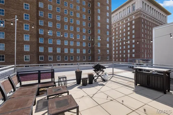 $469,900 | 901 Washington Avenue, Unit 704, St. Louis, MO 63101