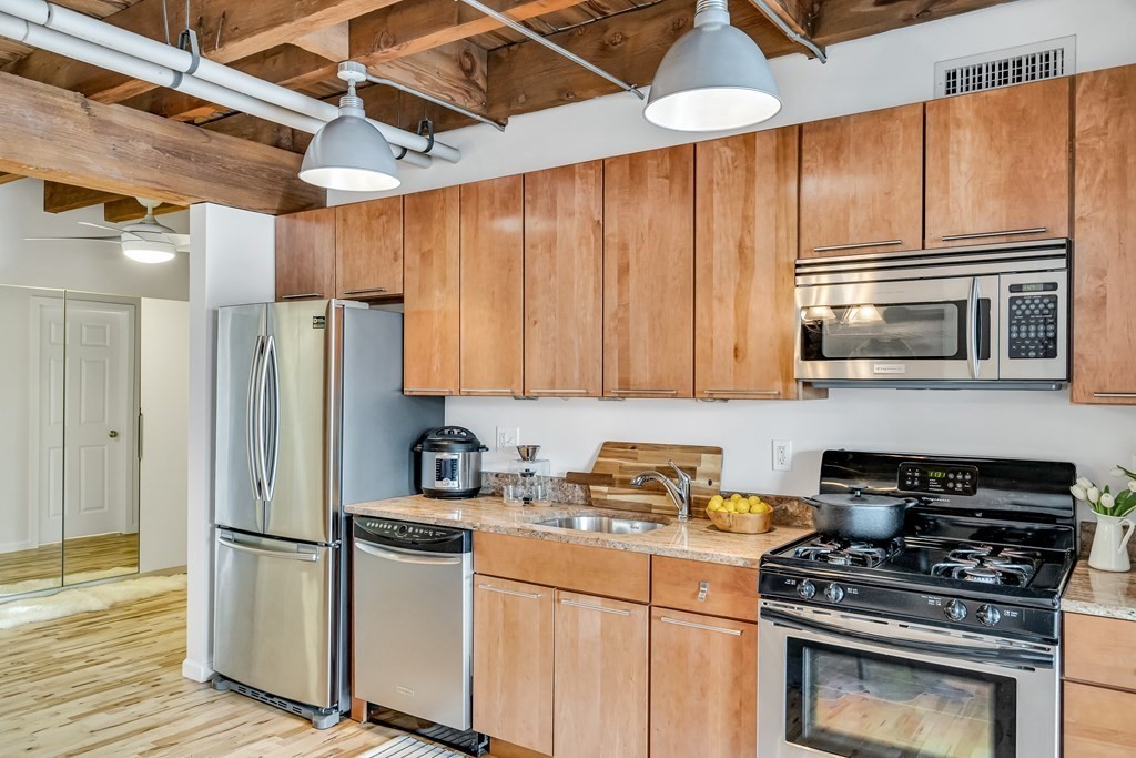 210 Broadway, Unit 204 Everett, MA 02149 - Photo 8 of 28