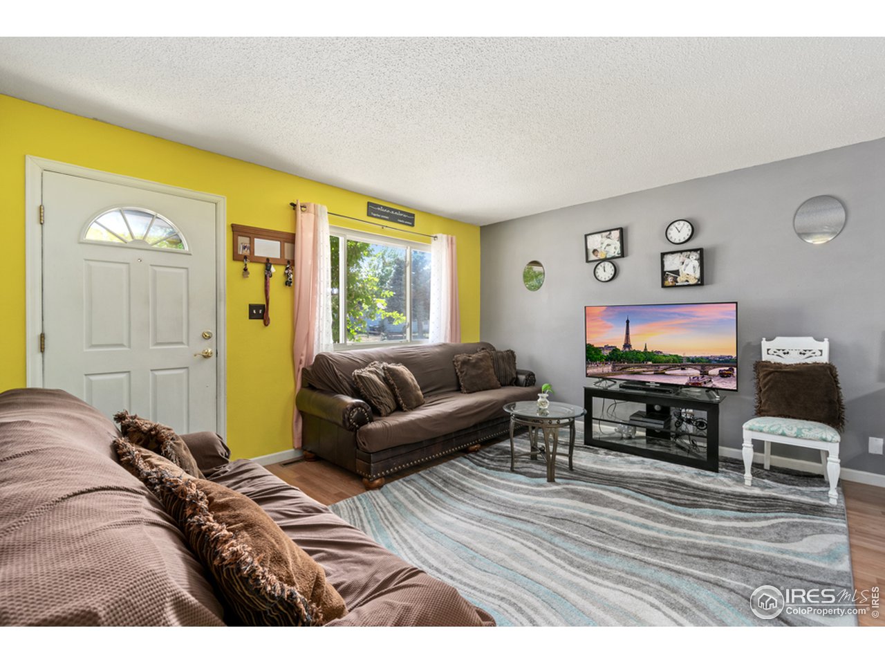 1803 30th Street Road Greeley, CO 80631 - Photo 4 of 10 Spacious Living room