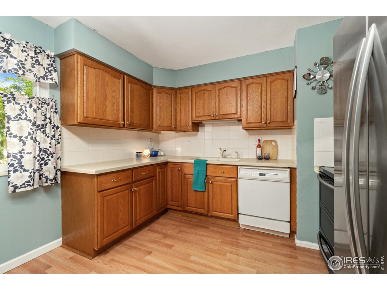 1803 30th Street Road Greeley, CO 80631 - Photo 6 of 10 Lots of cabinet Space