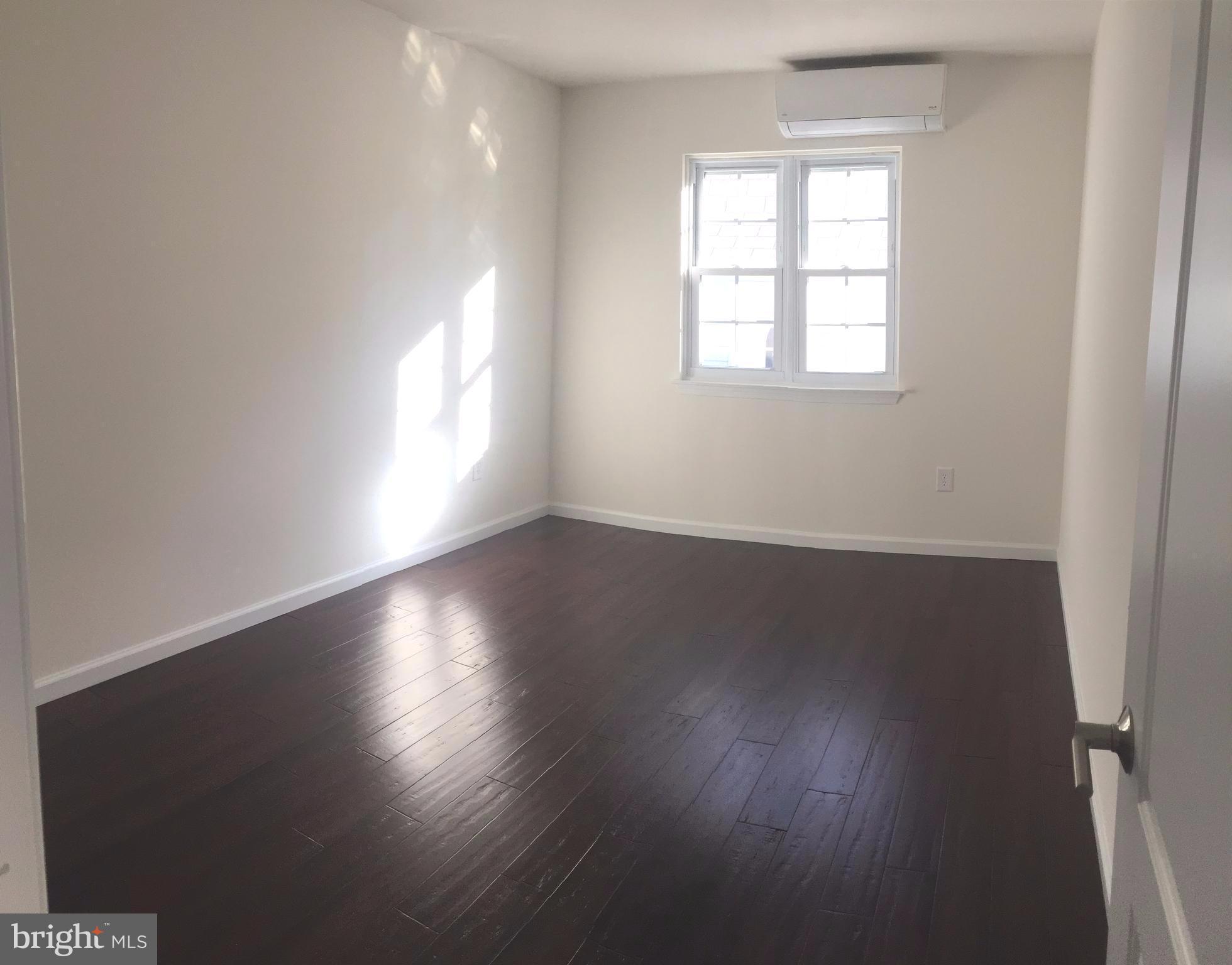 201 Oakwood Road Edgewater, MD 21037 - Photo 9 of 30 Bedroom 1