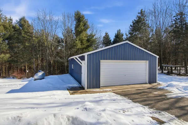 $430,000 | W22540 County Road H, Strum, WI 54770