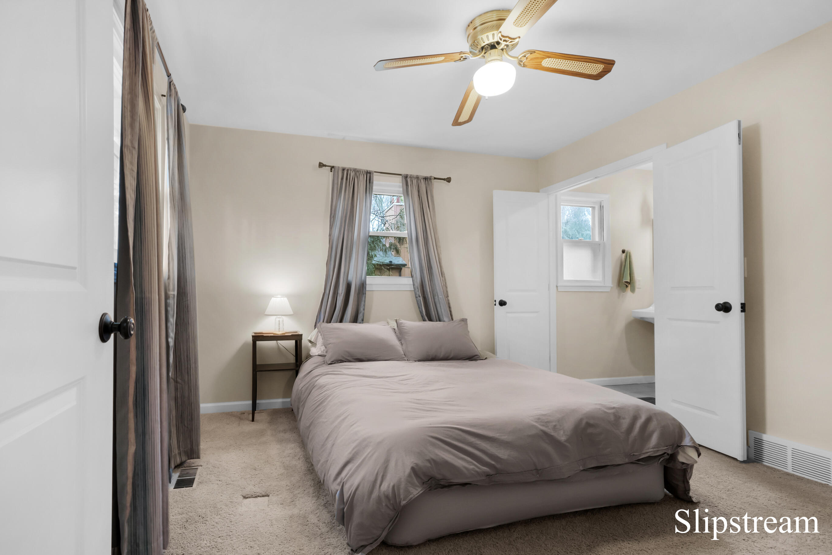 9565 Royston Road Grand Ledge, MI 48837 - Photo 12 of 43 DSC06898_899_900