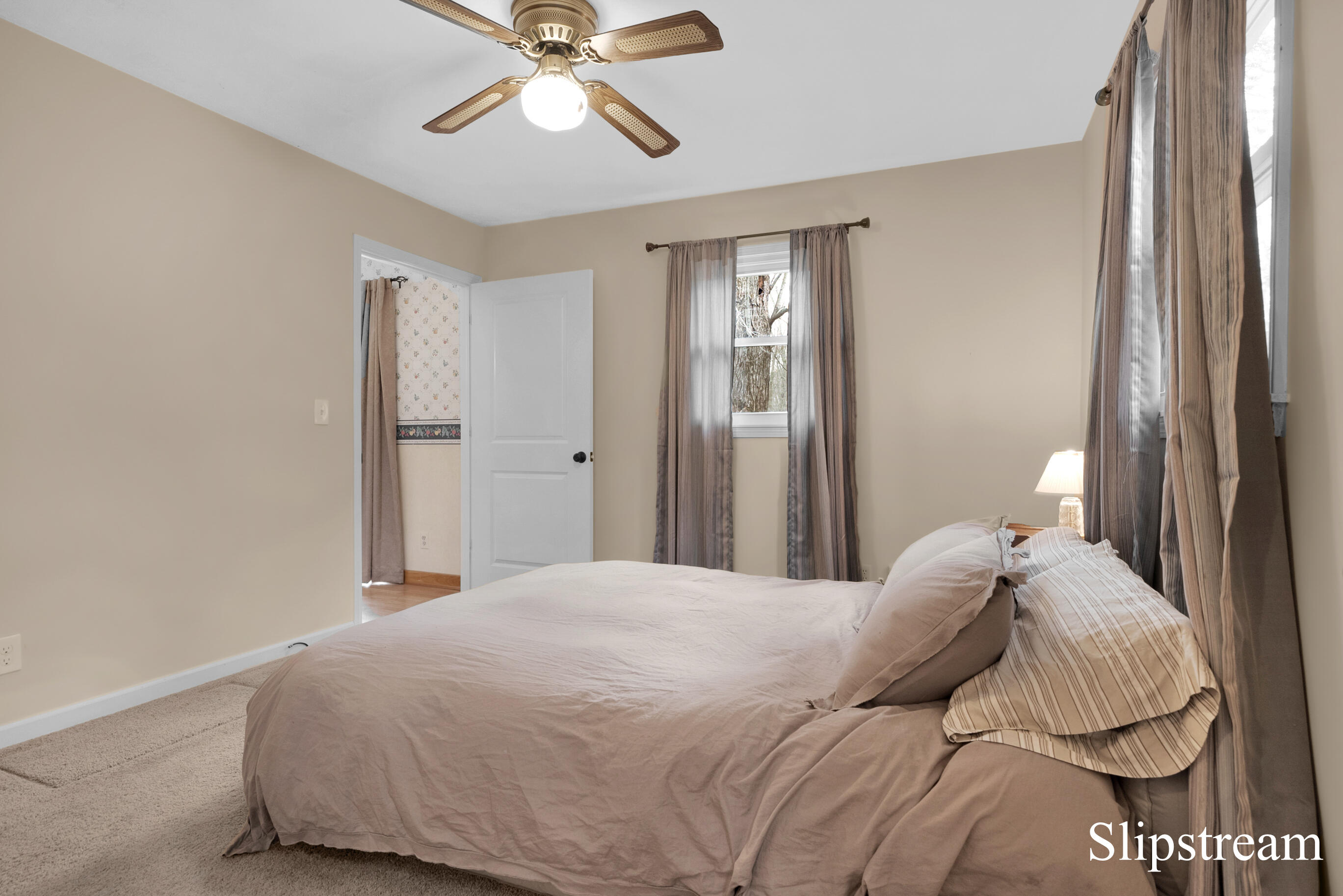 9565 Royston Road Grand Ledge, MI 48837 - Photo 13 of 43 DSC06908_09_10