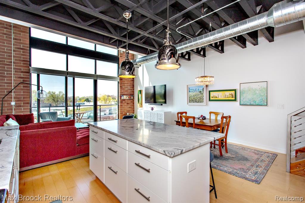 211 East 9 Mile Road, Unit 307 Ferndale, MI 48220 - Photo 23 of 60