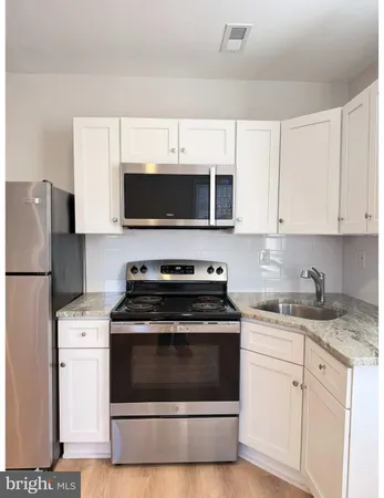 $1,200 | 1614 North 57th Street, Unit 2, Philadelphia, PA 19131