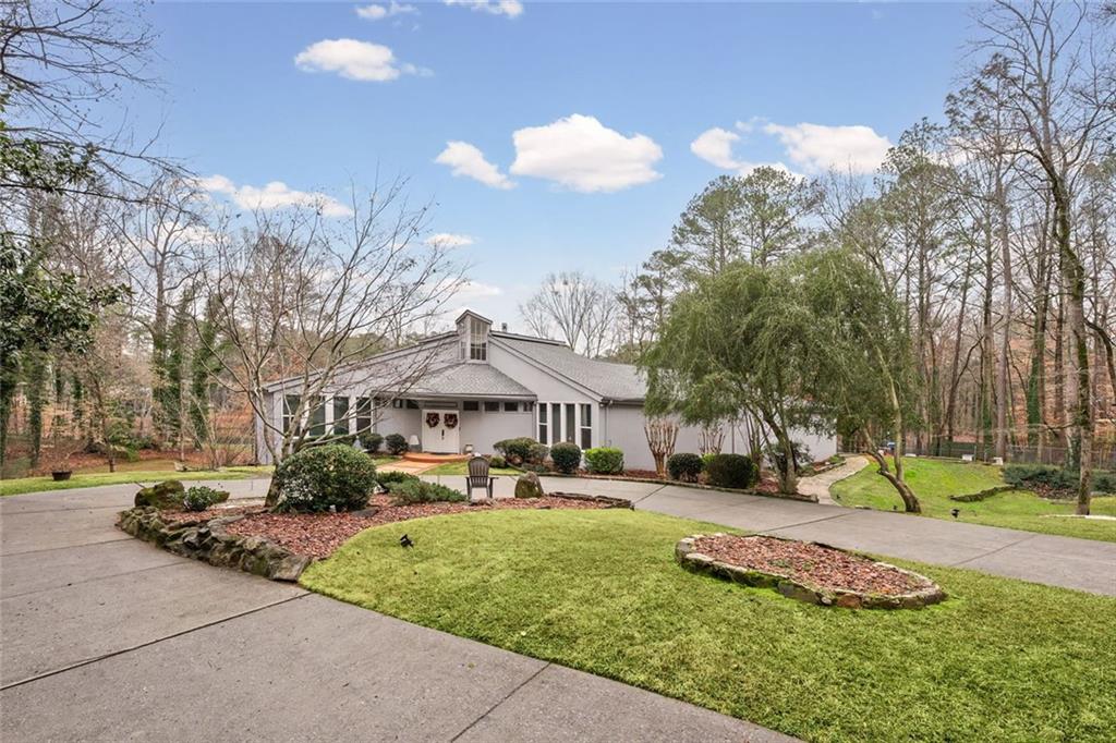 1695 Adams Drive Southwest Atlanta, GA 30311 - Photo 4 of 64