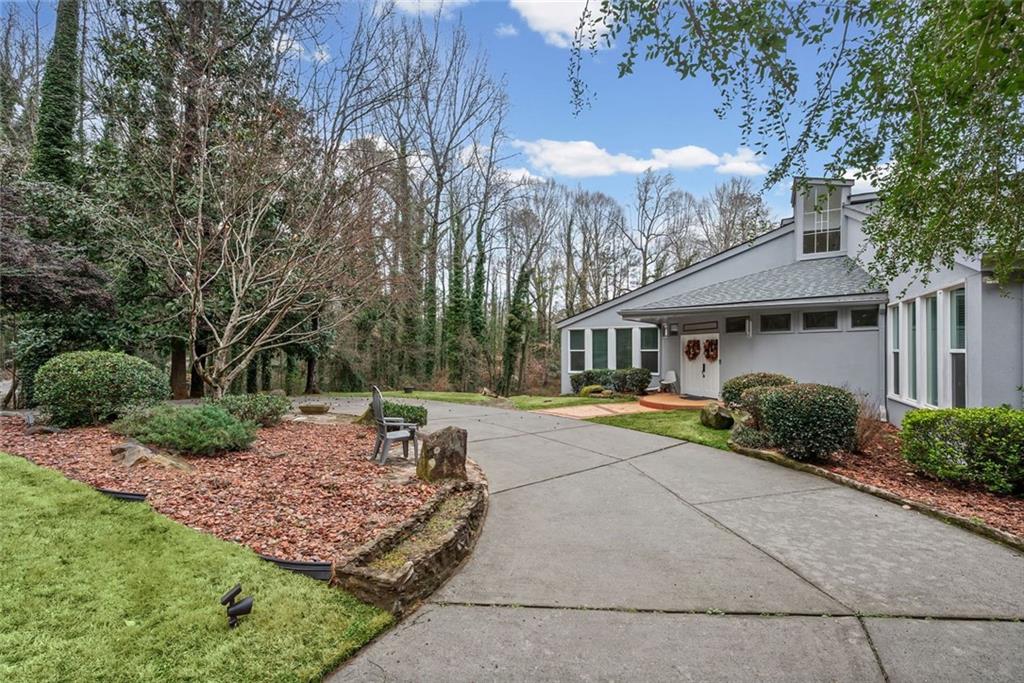 1695 Adams Drive Southwest Atlanta, GA 30311 - Photo 5 of 64