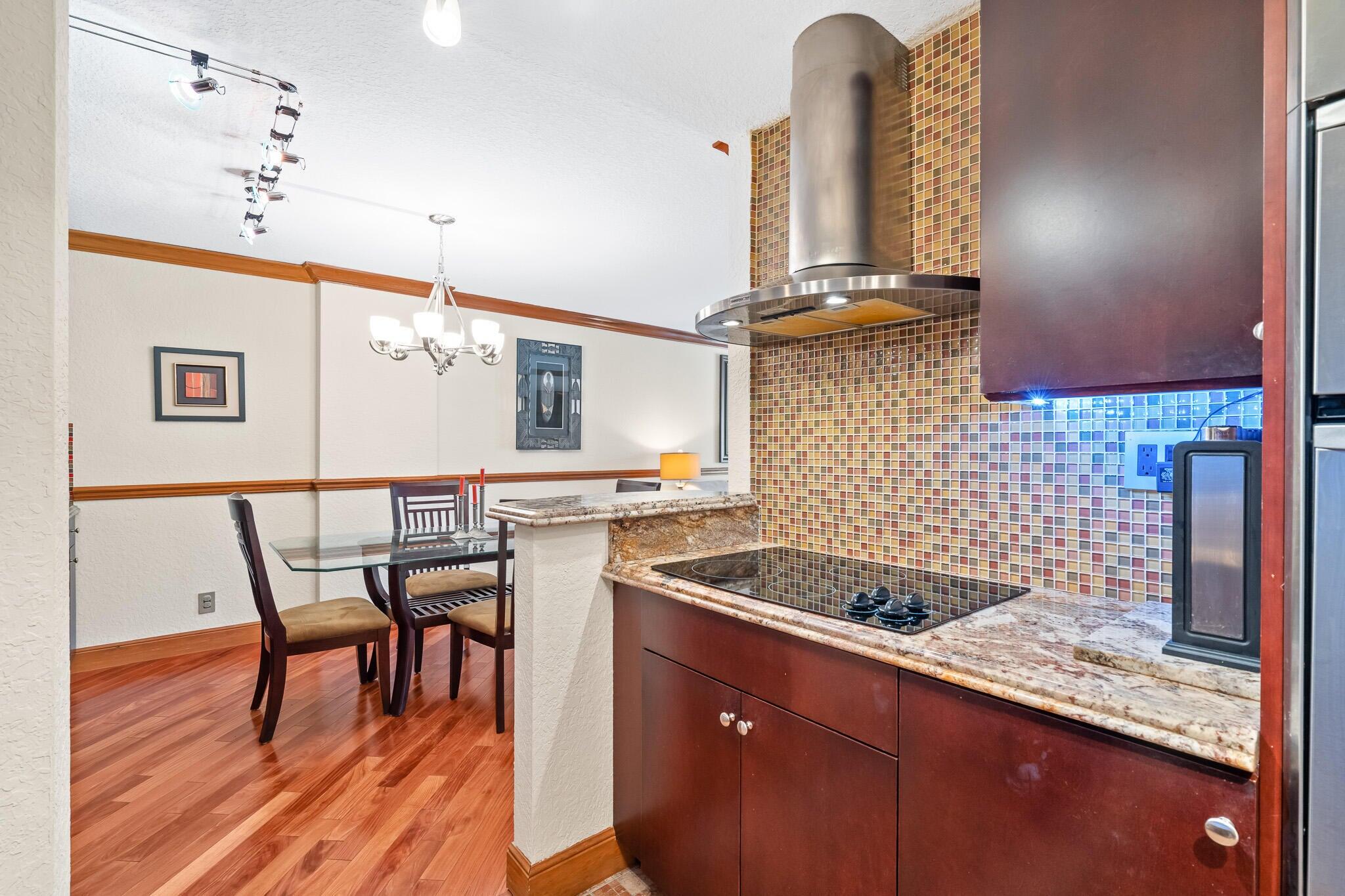 950 Ponce De Leon Road, Unit 109 Boca Raton, FL 33432 - Photo 13 of 39 Kitchen