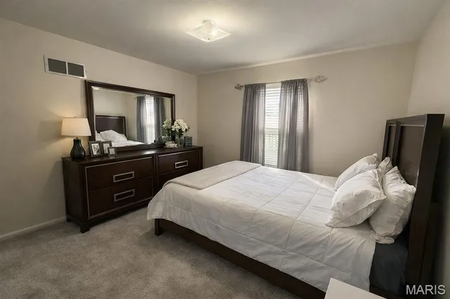 $389,900 | 4301 Standing Rock Court, St. Charles, MO 63304