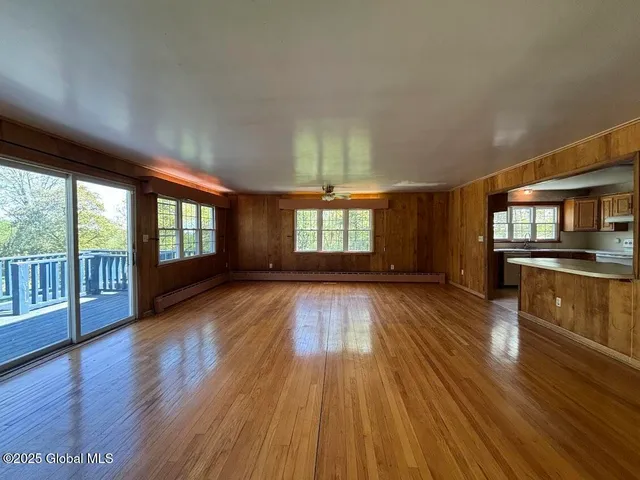 $2,800 | 4 Noonan Lane, Albany, NY 12209