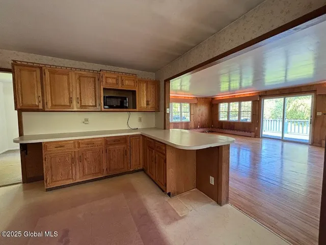 $2,800 | 4 Noonan Lane, Albany, NY 12209