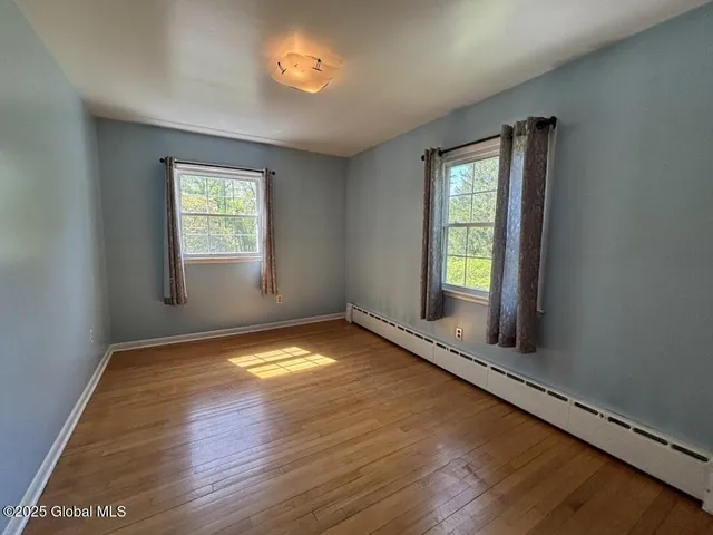 $2,800 | 4 Noonan Lane, Albany, NY 12209