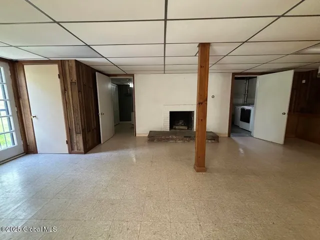 $2,800 | 4 Noonan Lane, Albany, NY 12209