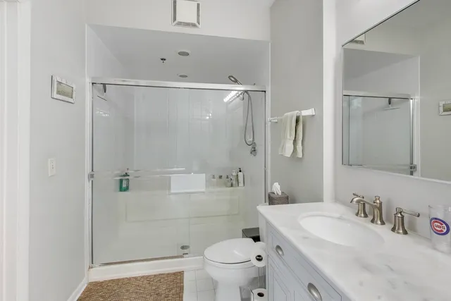 $4,000 | 435 West Erie Street, Unit 908, Chicago, IL 60654