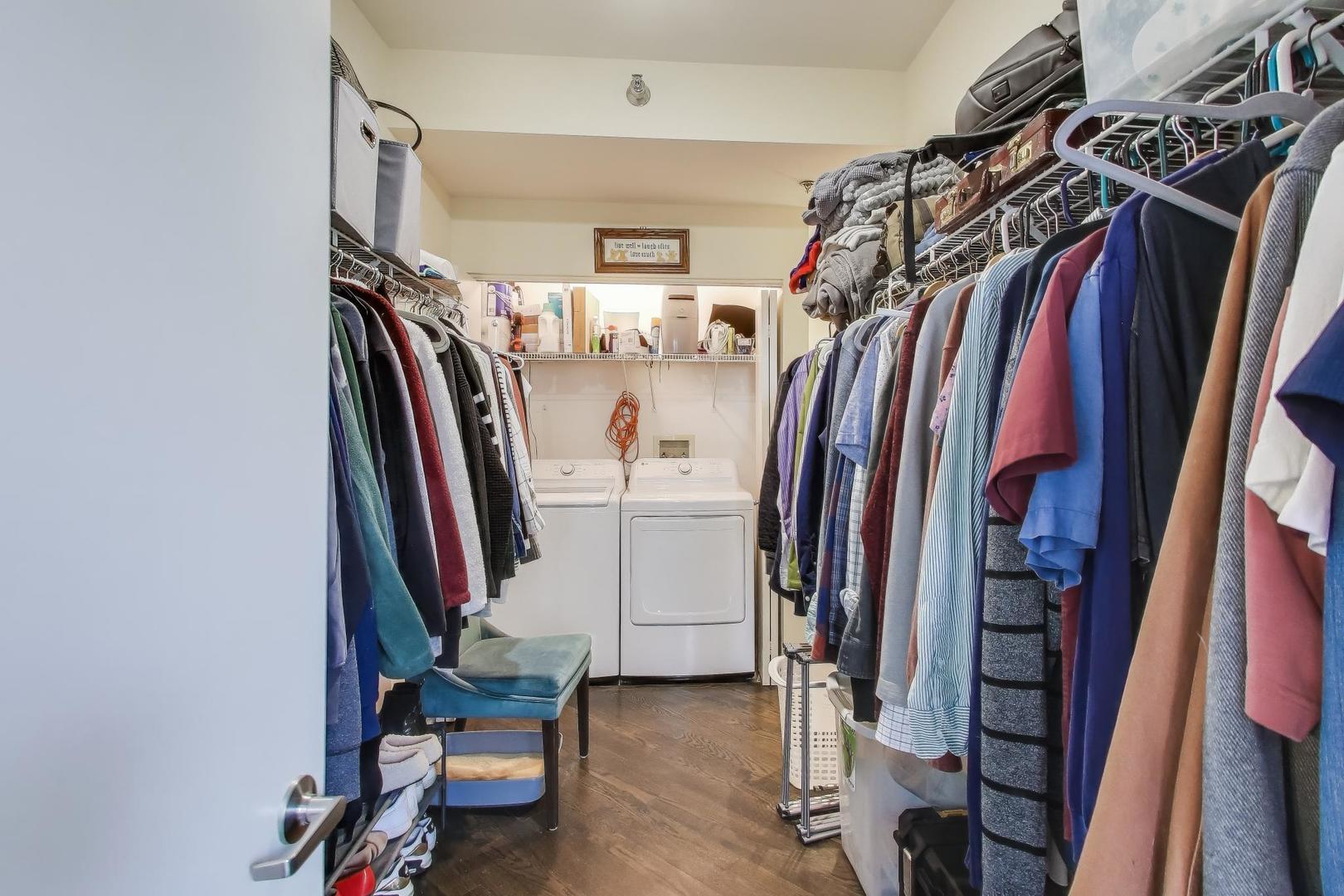 435 West Erie Street, Unit 908 Chicago, IL 60654 - Photo 23 of 46