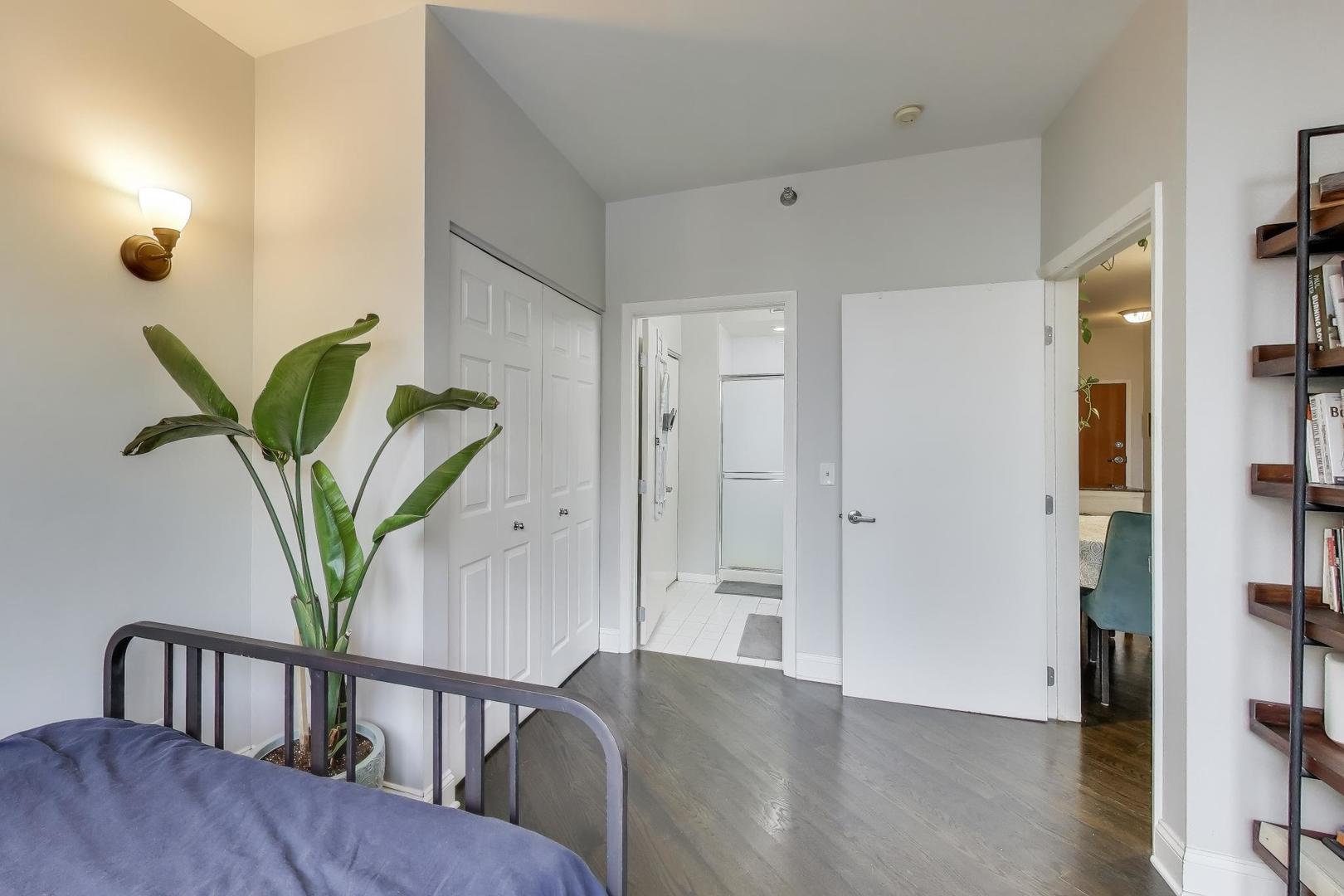 435 West Erie Street, Unit 908 Chicago, IL 60654 - Photo 26 of 46