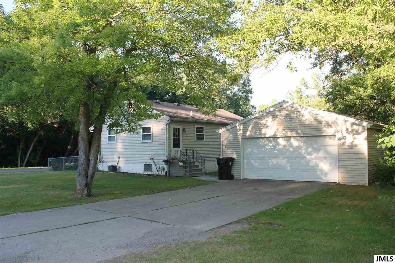 801 South Sutton Road Jackson, MI 49203 - Photo 1 of 14 Photo 1