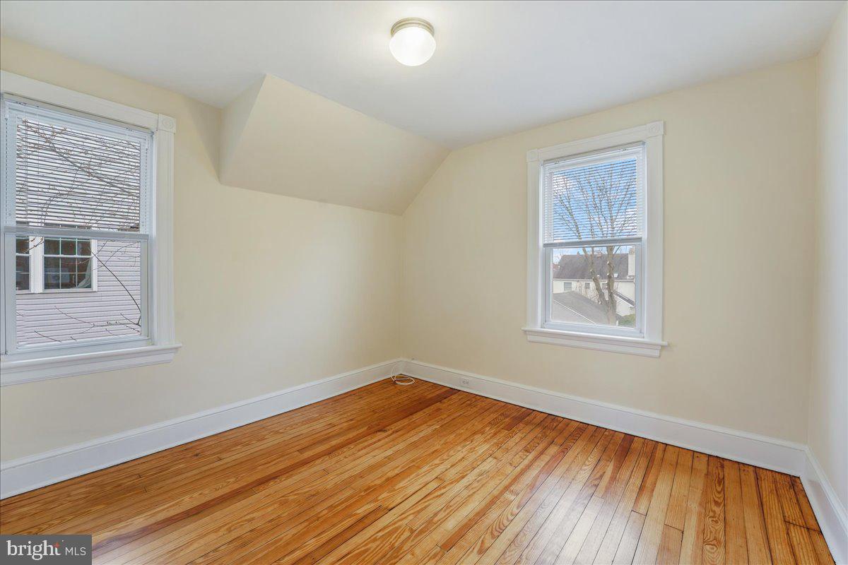 2530 East County Line Road Ardmore, PA 19003 - Photo 18 of 27 Bedroom two