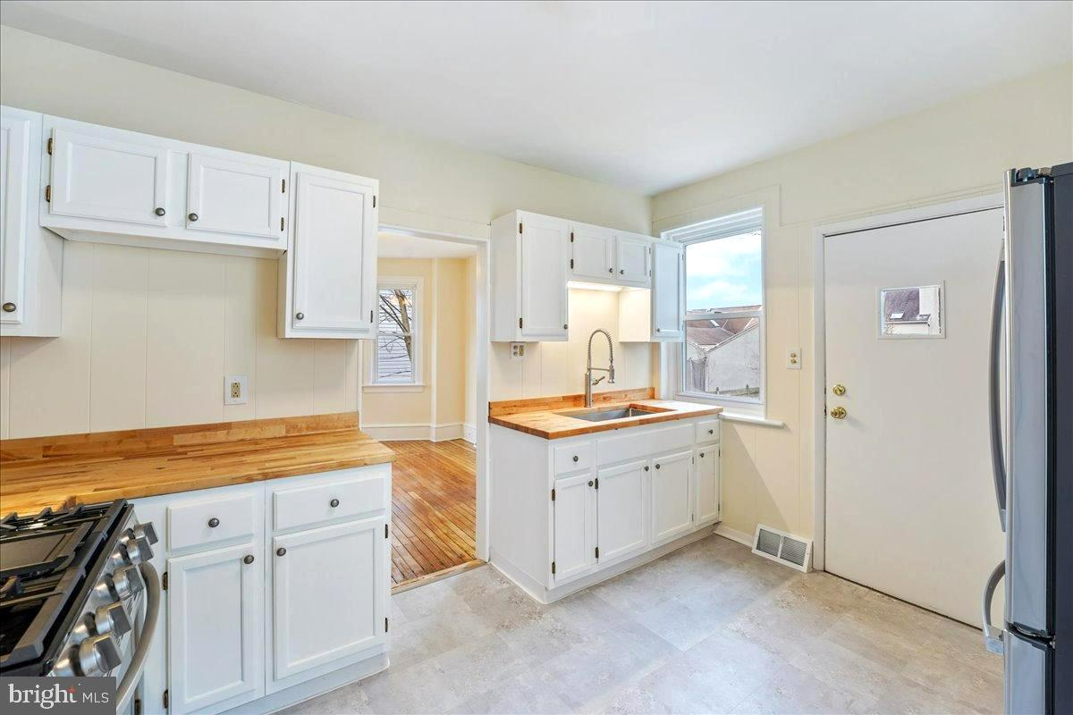 2530 East County Line Road Ardmore, PA 19003 - Photo 10 of 27