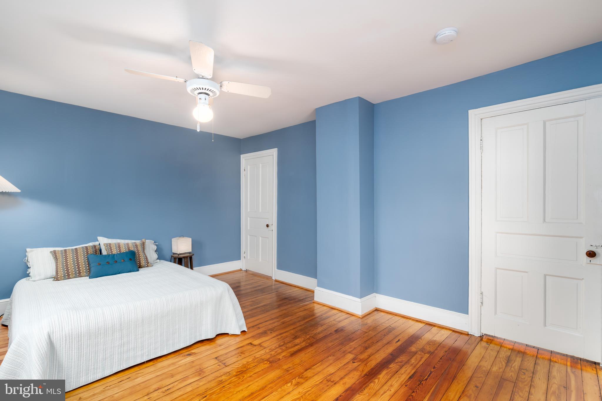 9809 Capitol View Avenue Silver Spring, MD 20910 - Photo 19 of 32 Primary Bedroom