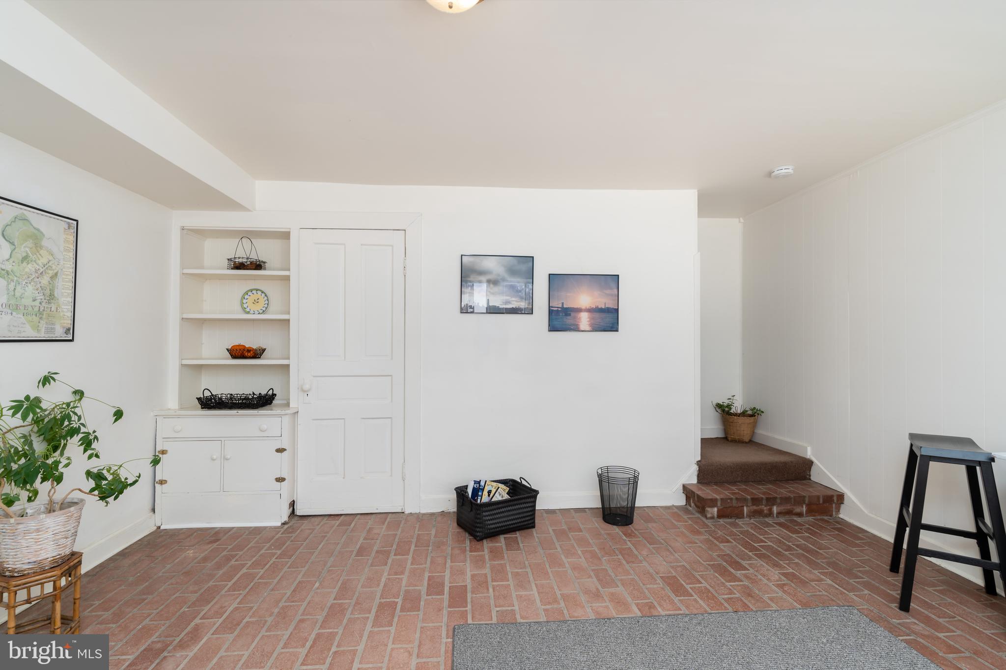 9809 Capitol View Avenue Silver Spring, MD 20910 - Photo 25 of 32 Gallery Image 25