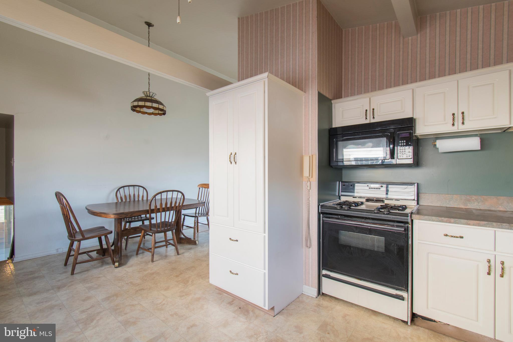 408 Haywood Road Ambler, PA 19002 - Photo 13 of 26 Gallery Image 13