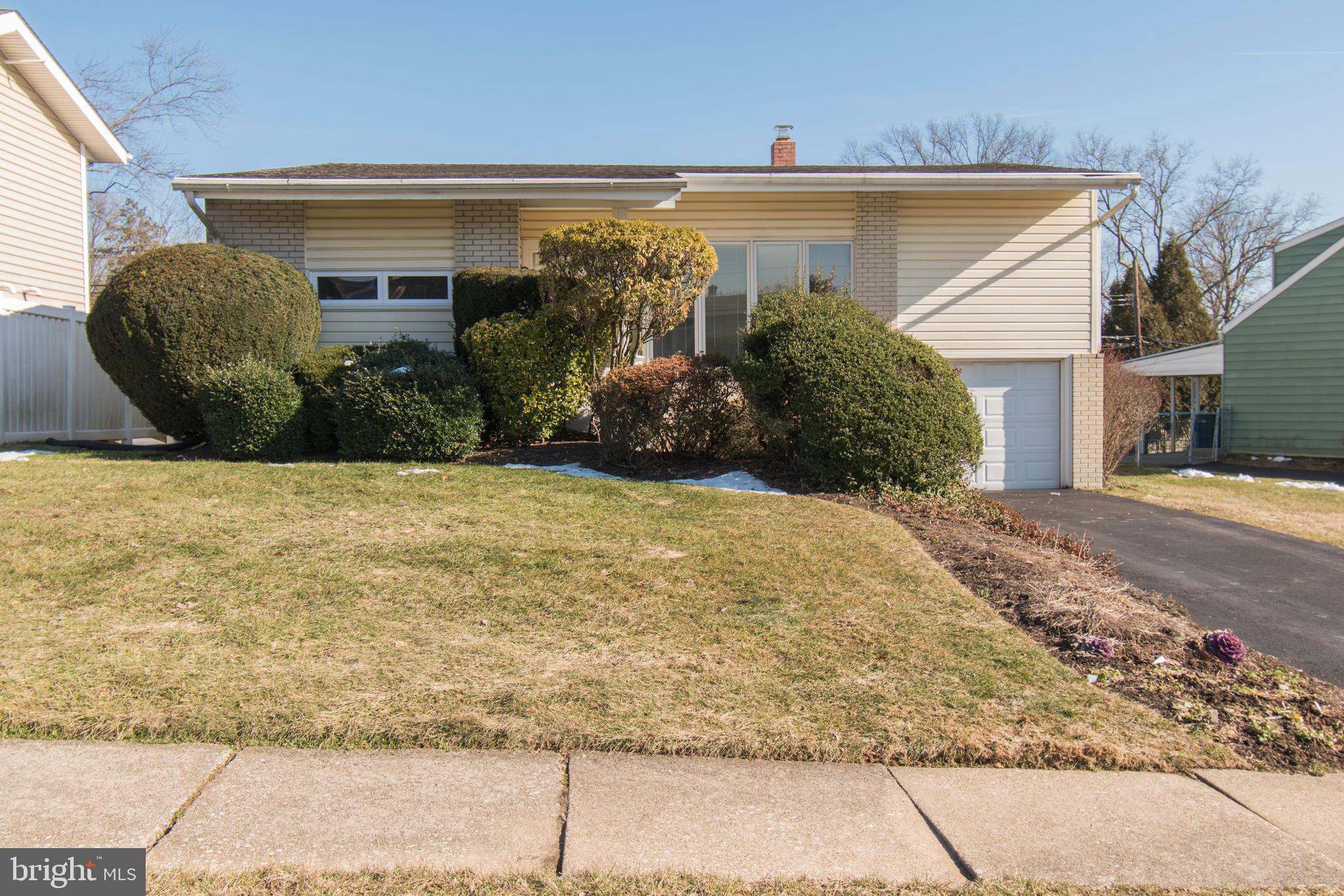 408 Haywood Road Ambler, PA 19002 - Photo 3 of 26 Gallery Image 3