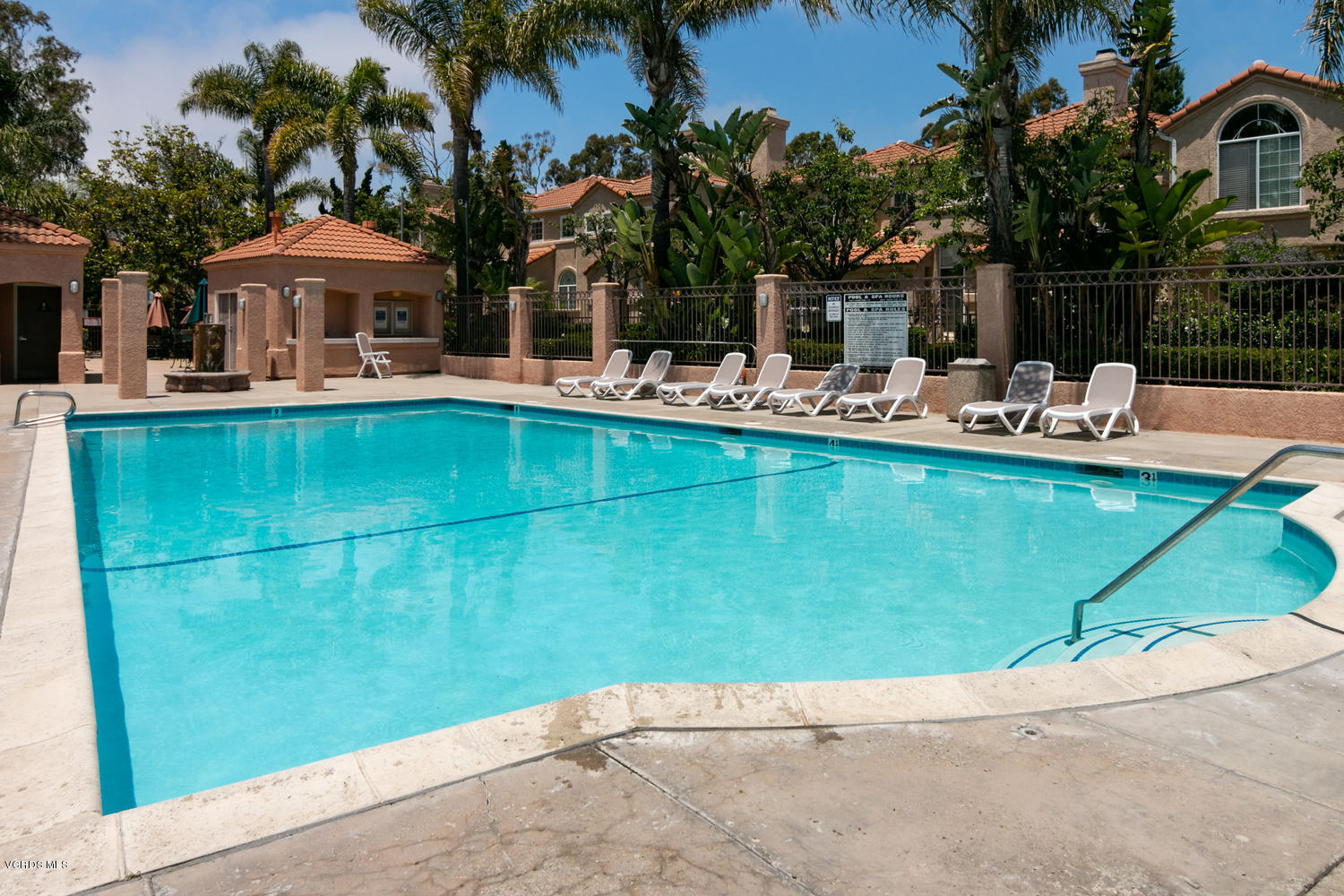 1322 Nautical Way Oxnard, CA 93030 - Photo 16 of 17 1322 Nautical Way-024-023-Community Pool