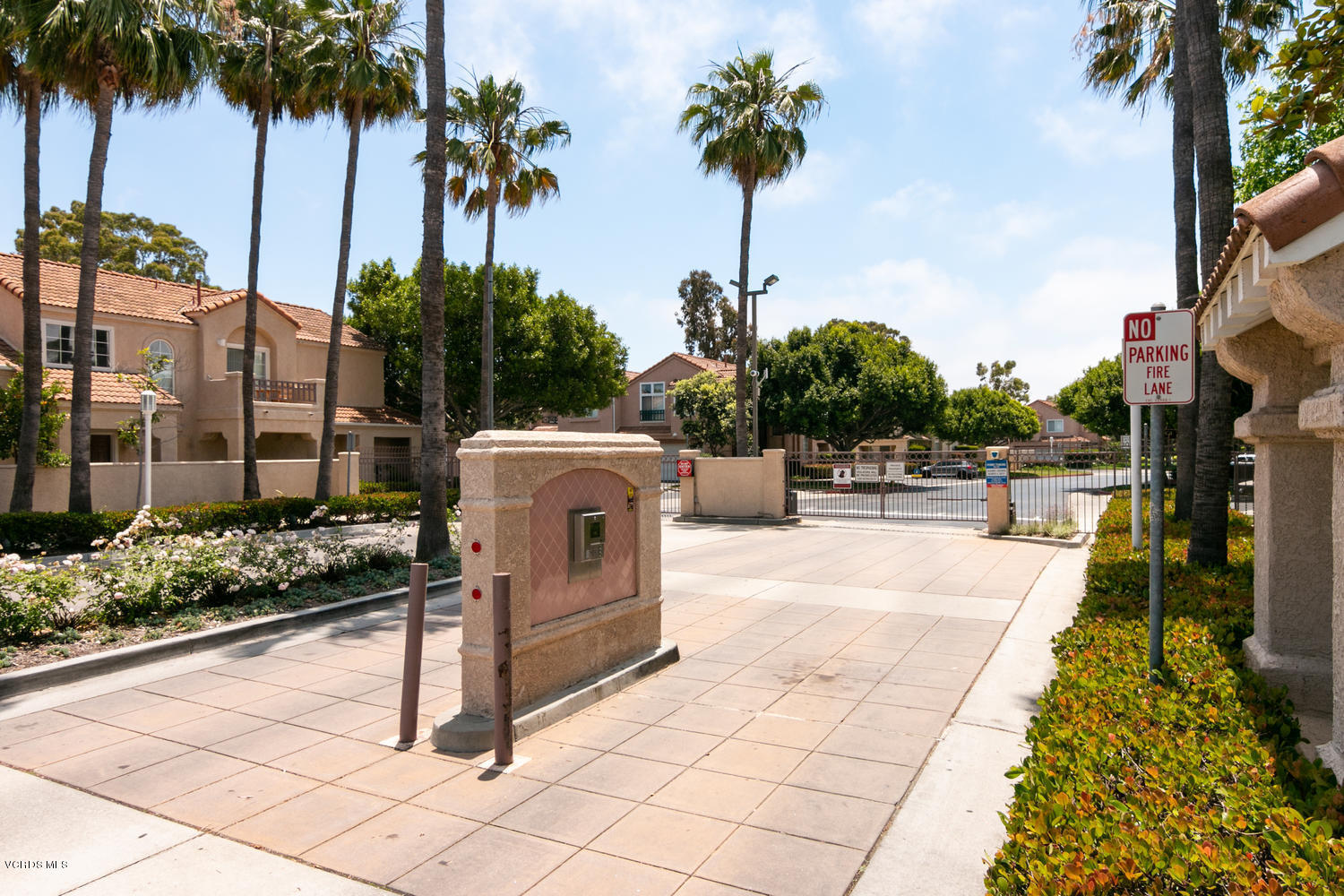 1322 Nautical Way Oxnard, CA 93030 - Photo 17 of 17 1322 Nautical Way-025-018-Gated Entry-ML