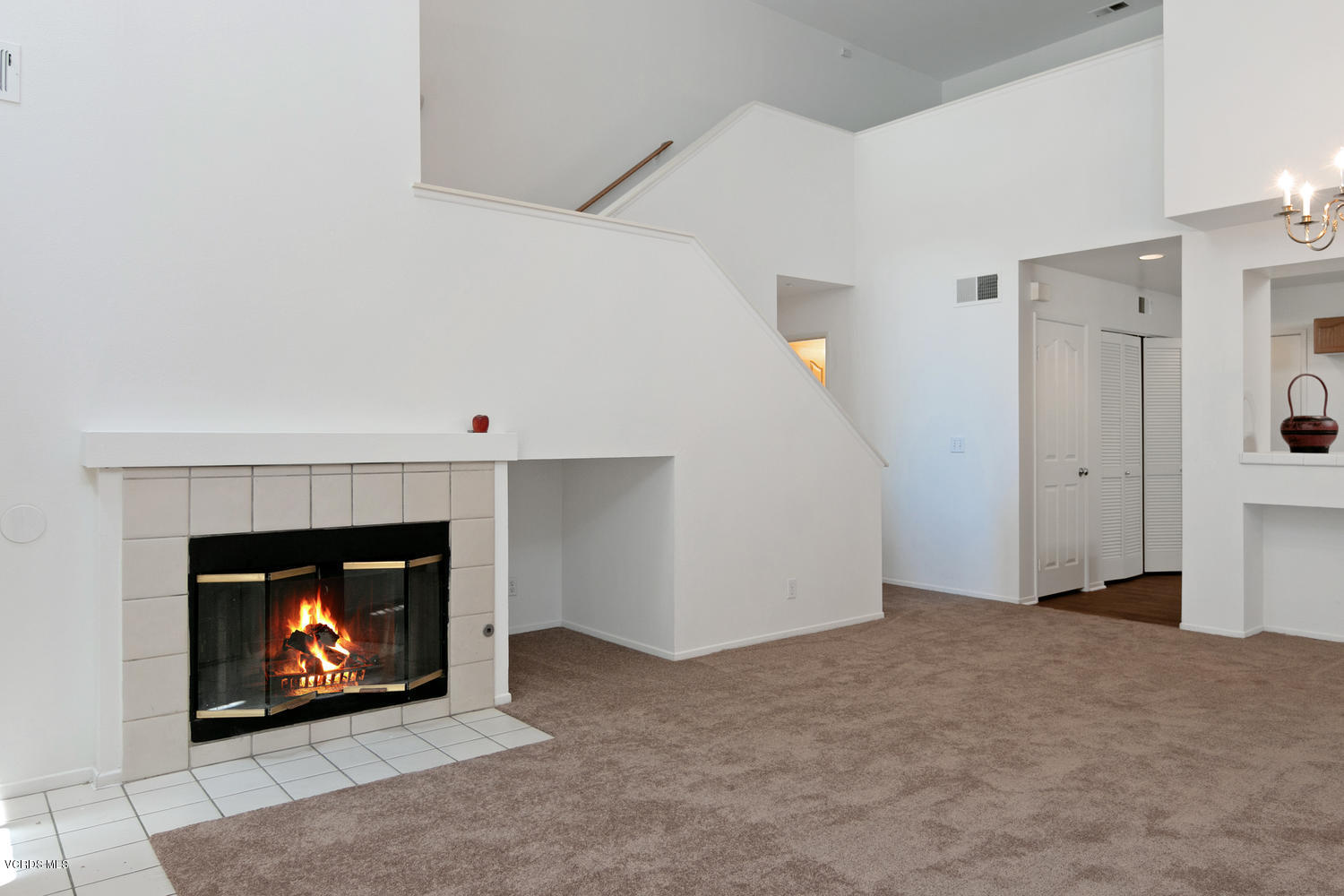 1322 Nautical Way Oxnard, CA 93030 - Photo 3 of 17 1322 Nautical Way-005-012-Main Living Ar