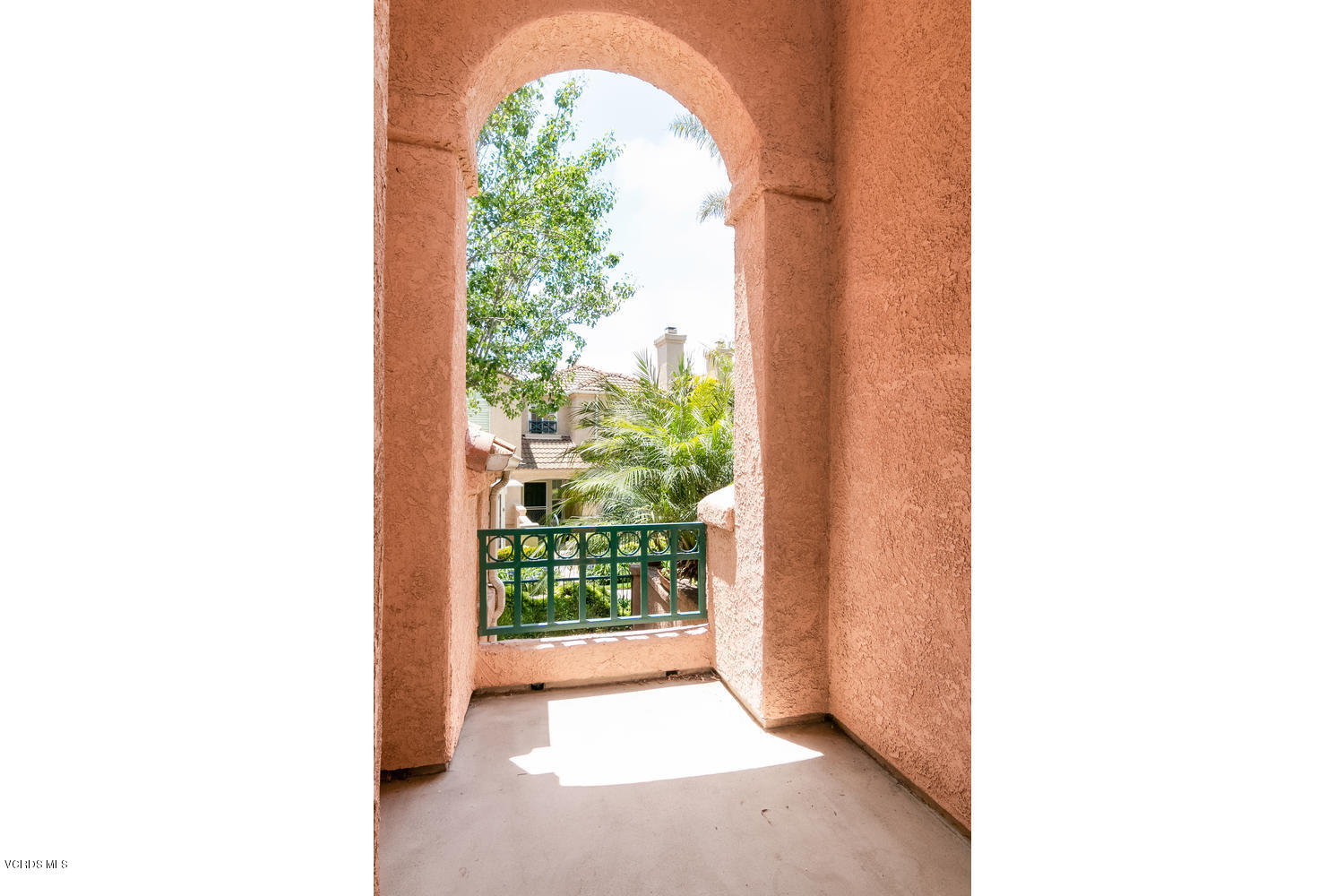 1322 Nautical Way Oxnard, CA 93030 - Photo 7 of 17 1322 Nautical Way-019-017-Balcony-MLS_Si