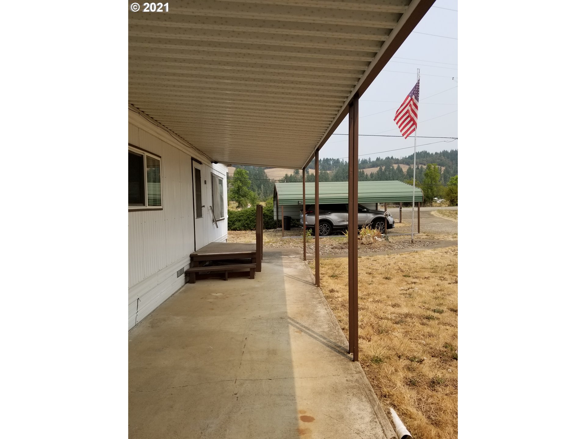 3397 Nonpareil Road Sutherlin, OR 97479 - Photo 2 of 11