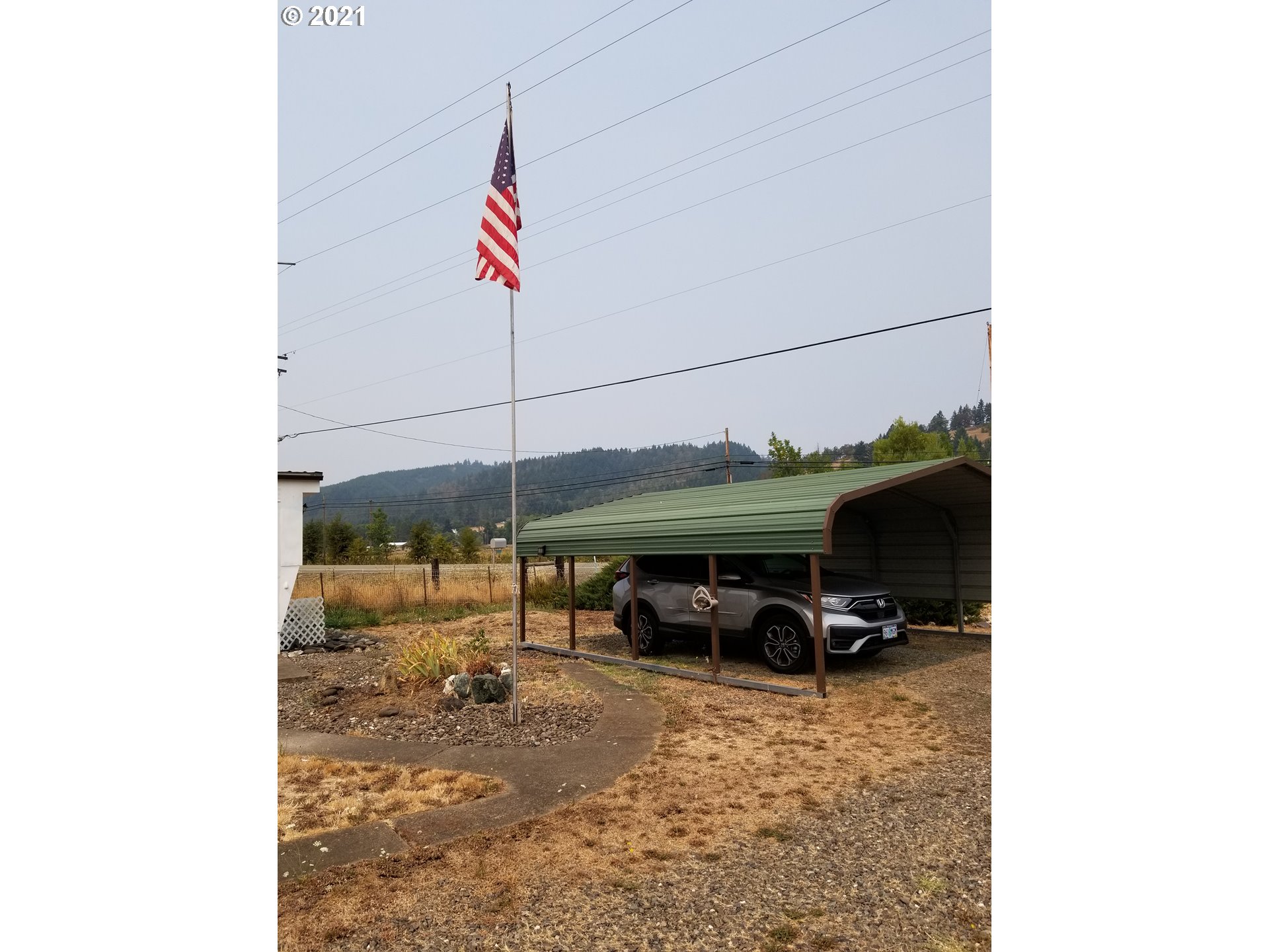 3397 Nonpareil Road Sutherlin, OR 97479 - Photo 4 of 11